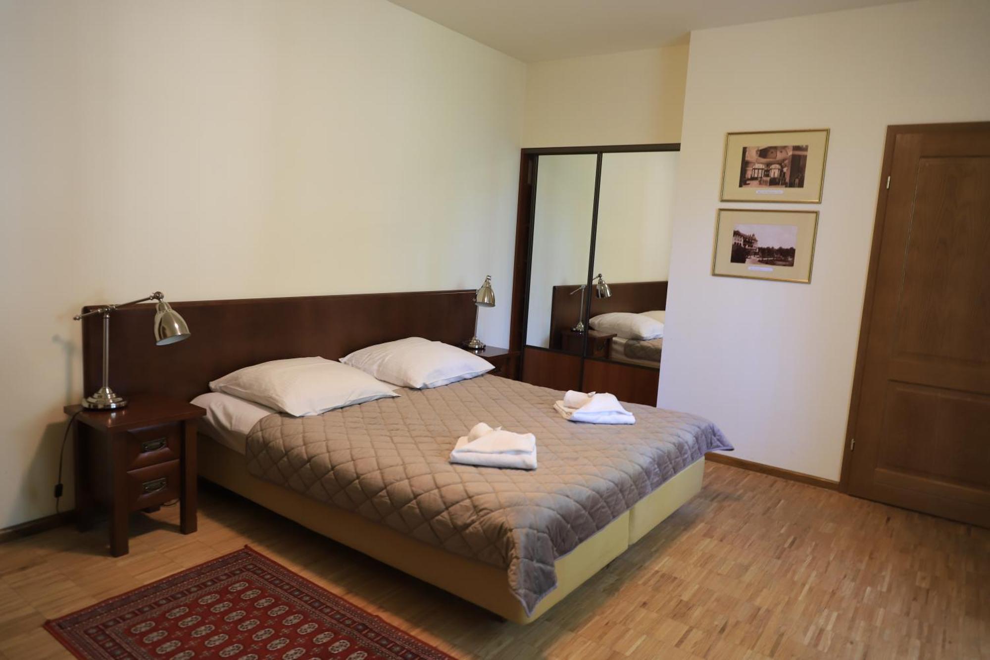 Jasny Dwor Hotel โปลานิซา-สดรอยจ์ ภายนอก รูปภาพ